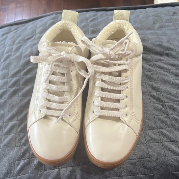 Bottega Veneta Off White “The Quilt” Low Sneakers - Picture 3 of 10